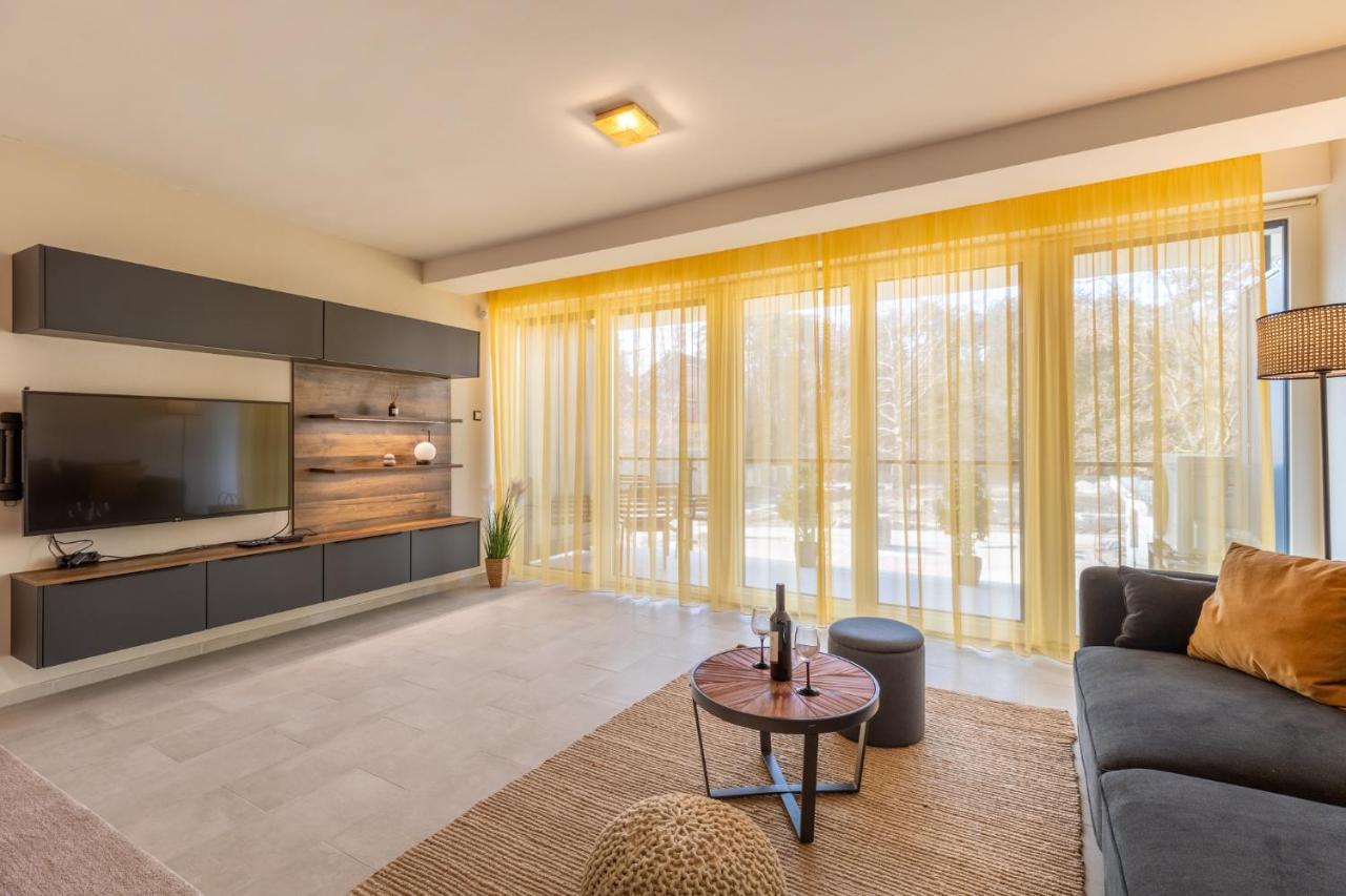 Marinelake Apartman Balatonfoeldvar By Bltn Bagian luar foto