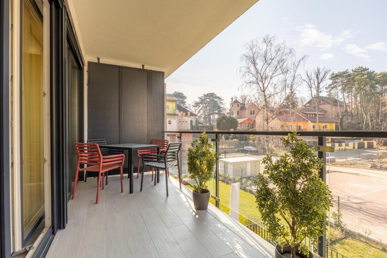Marinelake Apartman Balatonfoeldvar By Bltn Bagian luar foto