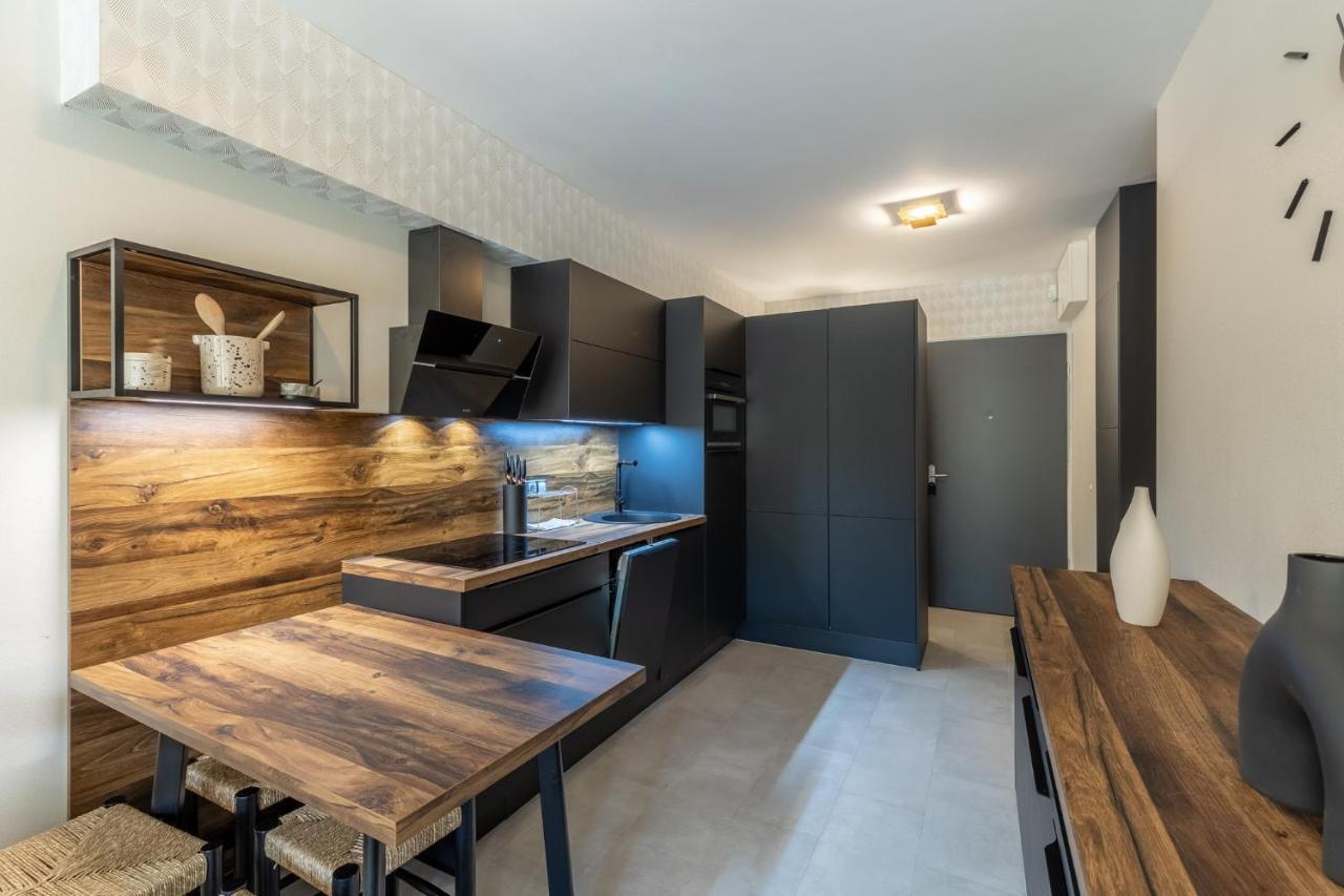 Marinelake Apartman Balatonfoeldvar By Bltn Bagian luar foto