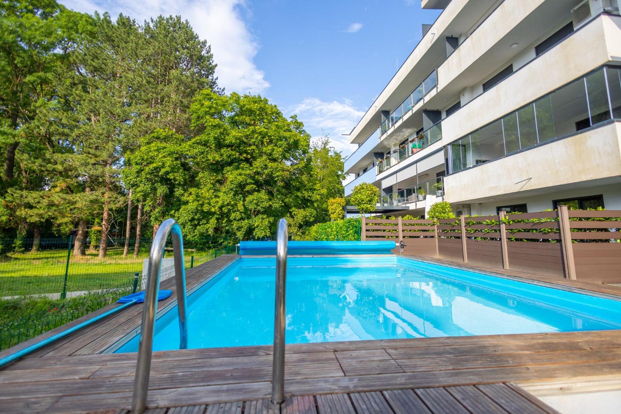 Marinelake Apartman Balatonfoeldvar By Bltn Bagian luar foto
